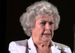 وفاة الممثلة الأمريكية باربرا هيل عن 94 عامًا