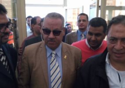 وزير الصحة و4 قيادات فى زيارة لمساندة الأسر النازحة من العريش اليوم