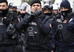 السلطات التركية تأمر باحتجاز 177 ضابط شرطة