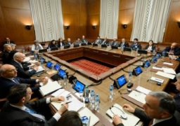 وفد المعارضة السورية المشارك فى محادثات جنيف يندد بهجوم حمص