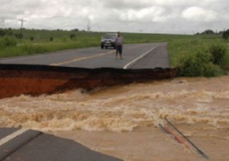 انهيار أحد سدود ولاية نيفادا الأمريكية جراء الأمطار الغزيرة