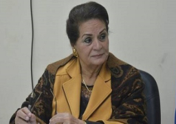 تلاوي تهنيء المرأة المصرية بتعيين أول إمرأة محافظ