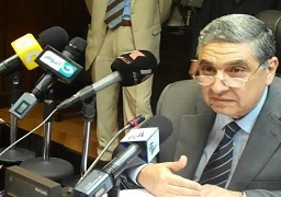 شاكر يناقش تحويل “المصرية للكهرباء” للعمل بنظام مشغل مستقل