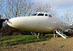 قتلى فى تحطم طائرة أسترالية اصطدمت بمركز تجاري