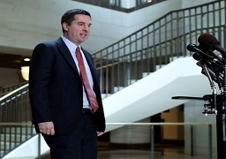 لجنة الاستخبارات : لا أدلة على اتصالات بين الروس وإدارة ترامب