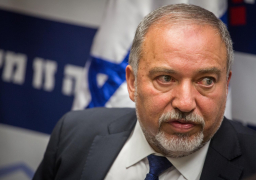 ليبرمان يشترط تبادل الأراضي والسكان مع الفلسطينيين