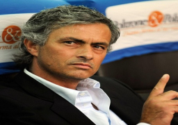 مورينيو ينتقد لاعبيه رغم الفوز على سانت ايتيين