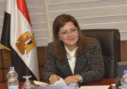 هالة السعيد عقب لقاءها بإسماعيل : سيتم مراجعة اللائحة التنفيذية لقانون الخدمة المدنية