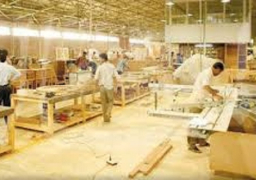 وزير التجارة يطالب بإنشاء منافذ دائمة لبيع منتجات المصانع مباشرة للجمهور