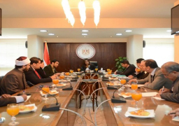 وزيرة الهجرة تعقد جلسة لتنظيم ماراثون بالمنيا لمبادرة “اطمن على نفسك”