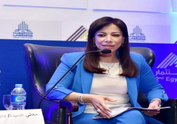 “خورشيد” تتبرع بمستحقاتها عن فترة عملها الوزاري لصندوق تحيا مصر