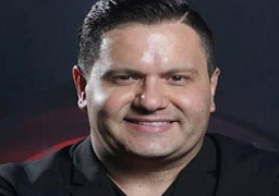 إدوارد يبدأ تصوير مسلسل “لمعي القط”