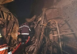 الجيش يشارك في إطفاء حريق شب بأحد المخازن بالإسماعيلية