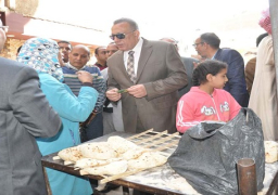 بالصور.. الدالى يراقب مخابز الجيزة