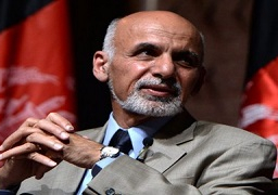 الرئيس الأفغاني يمنح الأمير الوليد بن طلال وسام الدولة الأعلى