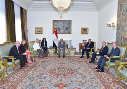 السيسي: التحديات الحالية تستلزم تعزيز التشاور بين مصر والمانيا