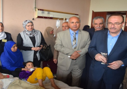 بالصور.. محافظ بني سويف يأمر بوقف توزيع الوجبات المدرسية لمدة أسبوع