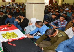 تشييع جثمان شهيد سوهاج بحضور المحافظ