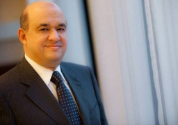 راشد يؤكد استمرار جهود عودة السياحة لمعدلاتها