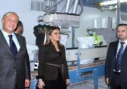 سحر نصر تختتم زيارتها لدبى بتفقد مصنع الخليج للسكر ولقاء مع ممثلى صناديق الاسثتمار العالمية