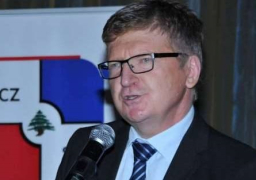 سفير الاتحاد الأوروبي الجديد بالقاهرة يقدم أوراق اعتماده بالجامعة لـ” أبو الغيط”