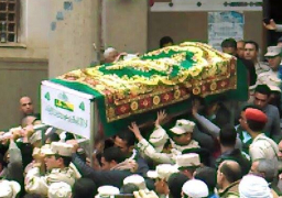 الآلاف يودعون جثمان شهيد المنوفية بمسقط رأسه بقرية “جروان”