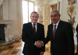 “قابيل” يبحث تعزيز التعاون مع نظيره البولندى