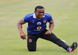 كوليبالي يؤكد صعوبة مواجهة الأهلي لفريق بيدفيست