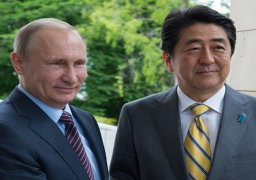 محادثات يابانية-روسية تمهيدا لقمة آبى وبوتين