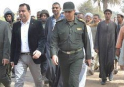 محافظ الأقصر يقرر إطلاق اسم شهيد علي إحدي المدارس بقريته