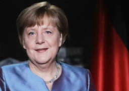 استطلاع : الحزب الاشتراكي الألماني يتساوي مع المحافظين بزعامة ميركل