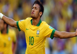 نيمار يكمل المثلث الهجومي للبرازيل