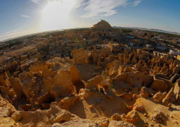 محافظ مطروح :إعلان واحة سيوة مركزا عالميا للسياحة البيئية والعلاجية