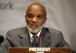 وفاة رئيس هايتي السابق بريفال عن 74 عاما