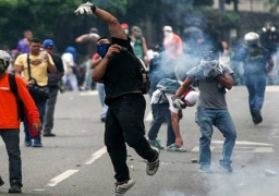 ارتفاع عدد قتلى الاضطرابات في فنزويلا لـ 26