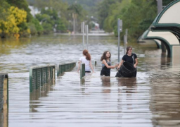 وفاة ثلاثة أشخاص وفقدان أربعة جراء الفيضانات في أستراليا