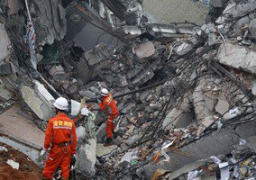 مقتل 14 شخصا وإصابة 60 آخرين فى انهيار أرضى بكولومبيا