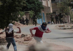 بالصور..إصابة 9 فلسطينيين خلال قمع مسيرة مناهضة للاستيطان