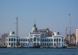 تداول 28 سفينة بضائع وحاويات بموانئ بورسعيد