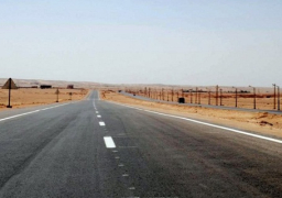 تنفيذ أعمال طرق بأكتوبر…وبوابات بالقاهرة الجديدة