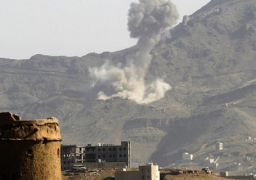 طيران التحالف يقصف الحوثيين بمعسكر “خالد” فى تعز ومعارك عنيفة فى محيطه