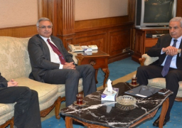 قابيل يبحث مع رئيس شركة جونسون توسيع حجم أعمالها بمصر