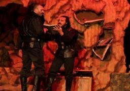 مسرحية “الحلال” فى جولة ضد الارهاب بالمحافظات