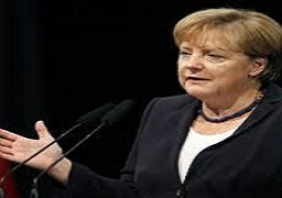 ميركل تؤكد امكانية اسهام اللاجئين في سد نقص العمالة