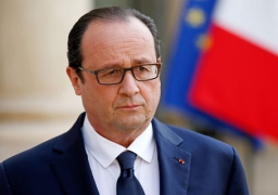 هولاند يطالب برد فعل على “جريمة الحرب” في سوريا