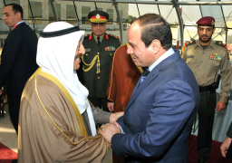 أمير الكويت يستقبل الرئيس السيسى