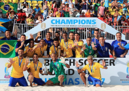 البرازيل تُتوج بطلة لكأس العالم لكرة القدم الشاطئية