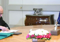 الرئيس السيسي يوجه الحكومة بتوفير الرعاية لأسر ضحايا ومصابى حادث المنيا