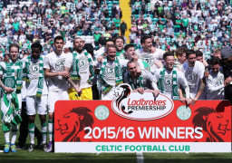 سيلتك يفوز بالدوري الأسكتلندي دون خسارة