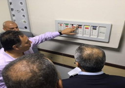 وزير الصحة يتفقد التجهيزات النهائية لمستشفي أرمنت